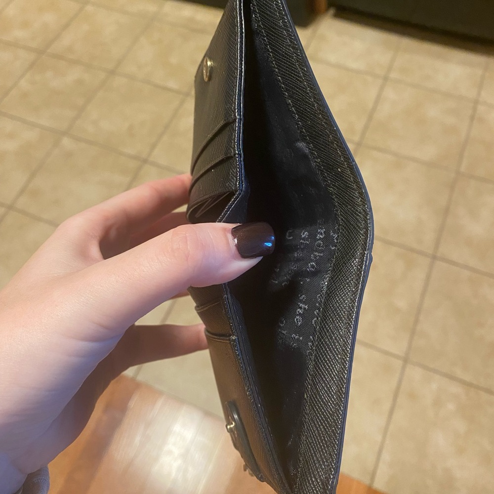 Kate Spade Wallet - Picture 2 of 6